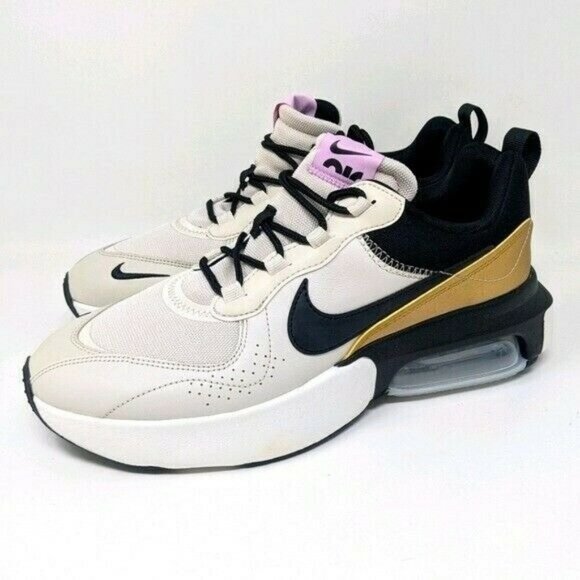 Nike Shoes - Nike Women's Air Max Verona size 10.5  CZ3963-100
